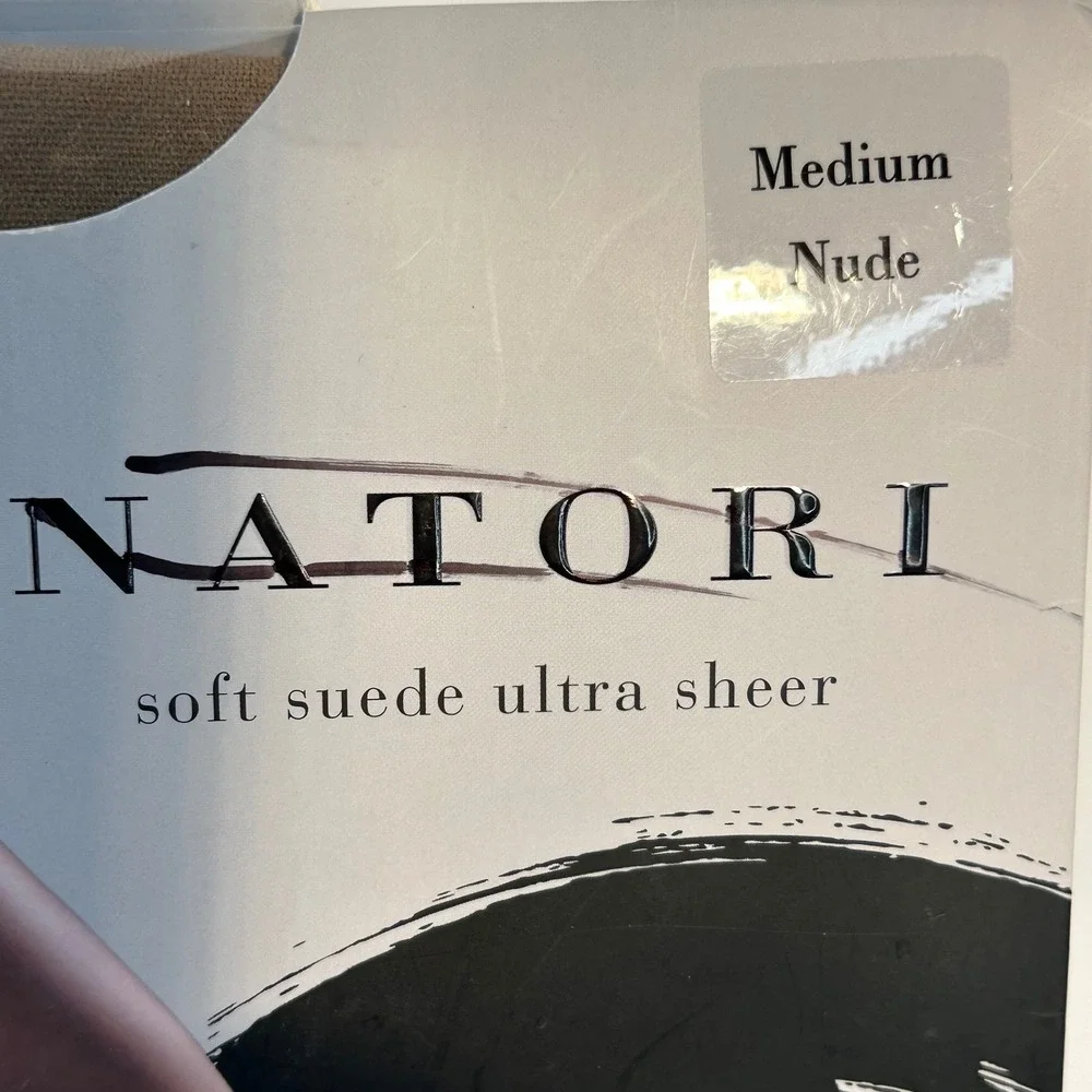 Natori‎ Soft Suede Ultra Sheer Pantyhose Medium Nude 10 Denier Appearance